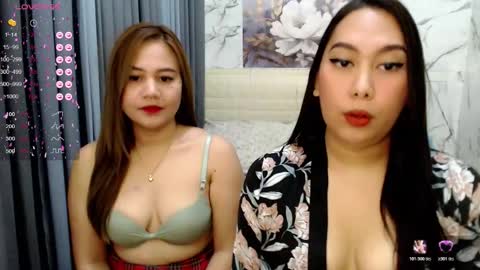 Snapshot of mommyknowsbest69 chatting on 18, 2, 2026 Hot Mommy Nathalie online show from 18, 2, 2026