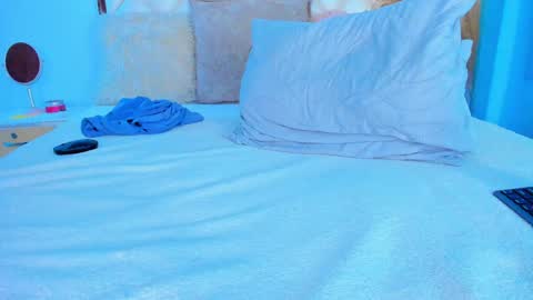 Kendall Evanz online show from 12, 1, 2025