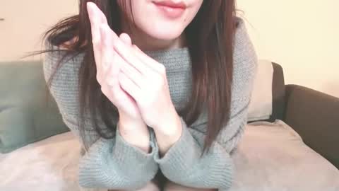 Momo online show from 15, 1, 2025