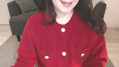 Momo online show from 15, 2, 2025