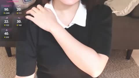 Momo online show from 15, 10, 2025