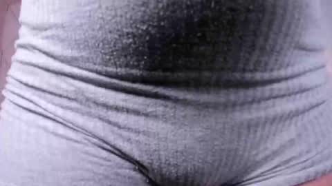 Momo  online show from 15, 9, 2025