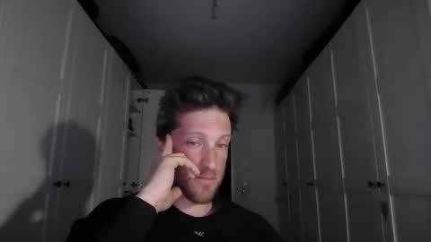 moms_little_monster online show from 27, 11, 2025