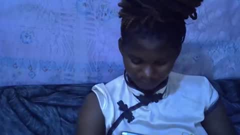 momsdoll online show from 14, 1, 2026