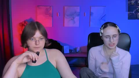 Mona  online show from 14, 4, 2026