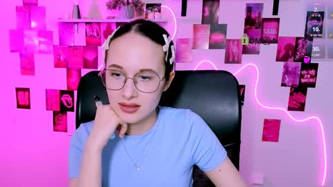 Snapshot of mona_cloud chatting on 30, 4, 2026 Mona online show from 30, 4, 2026