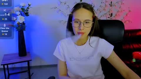 Snapshot of mona_cloud chatting on 22, 6, 2026 Mona online show from 22, 6, 2026