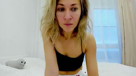 Mona online show from 29, 10, 2025