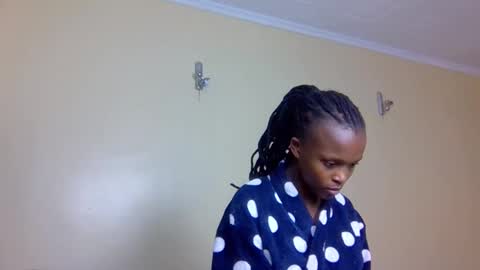 Mona online show from 25, 10, 2025