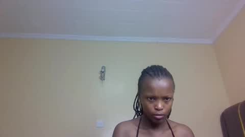 Mona online show from 28, 10, 2025