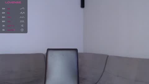 Hey Guys im Mona. PVT is Open Please Make me CUM online show from 24, 12, 2024
