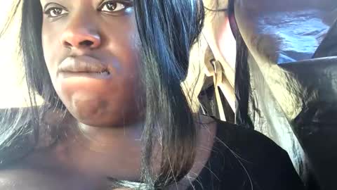 Snapshot of moni_simone chatting on 1, 1, 2025 moni_simone online show from 1, 1, 2025