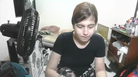 Snapshot of monica_spear40 chatting on 7, 1, 2026 evi online show from 7, 1, 2026