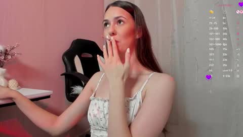 Monica Velvet online show from 6, 10, 2025