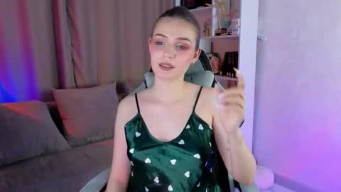 Monica erotic mmm online show from 4, 12, 2025