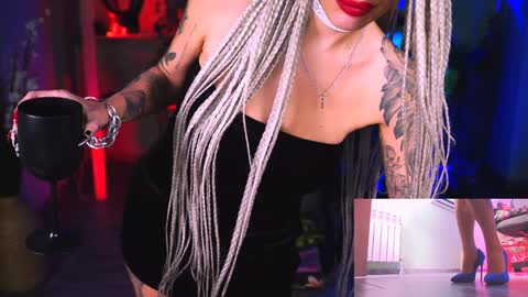 Monika online show from 3, 2, 2025