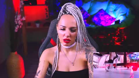 Monika online show from 12, 2, 2025