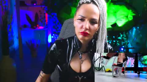 Monika online show from 7, 3, 2025