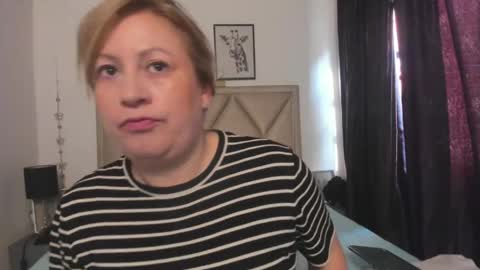 Mony online show from 4, 4, 2026