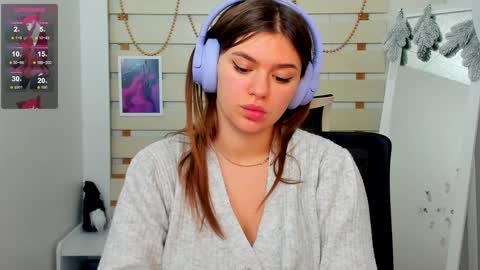 Snapshot of monika_youu chatting on 22, 12, 2024 Monika online show from 22, 12, 2024