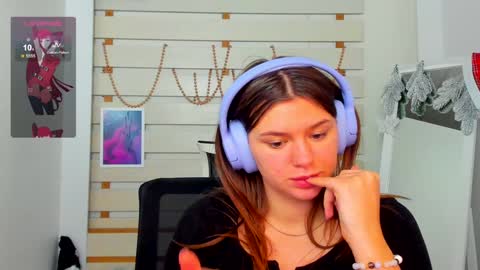 Snapshot of monika_youu chatting on 30, 12, 2024 Monika online show from 30, 12, 2024