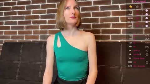 MonikaBos online show from 13, 11, 2025