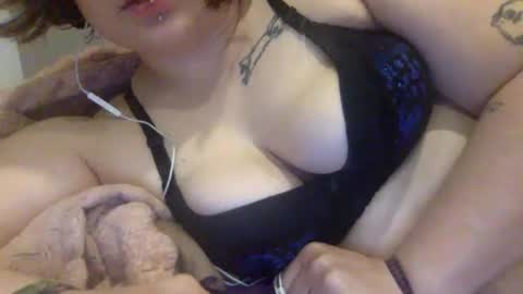 Snapshot of moniqueisalovergirl chatting on 8, 6, 2026 moniqueisalovergirl online show from 8, 6, 2026