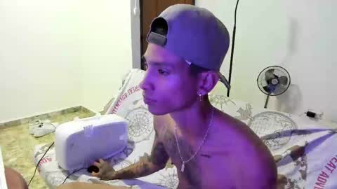 monkeyd_66 online show from 10, 1, 2025