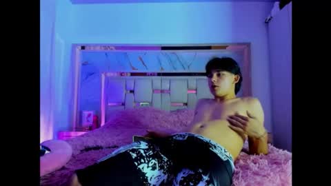 monky_0002 online show from 6, 3, 2026