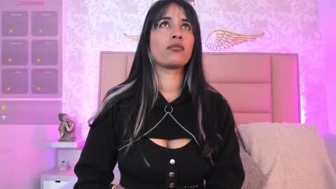 Snapshot of monserrat_towers chatting on 9, 9, 2025 Adriana online show from 9, 9, 2025