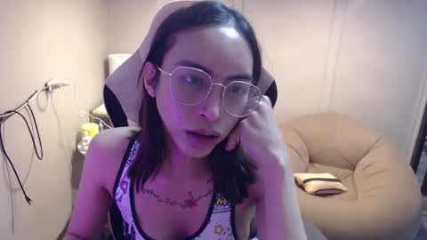 Snapshot of monstercockselfsuck chatting on 28, 2, 2025 ELYSE A SIMPLE GIRL online show from 28, 2, 2025
