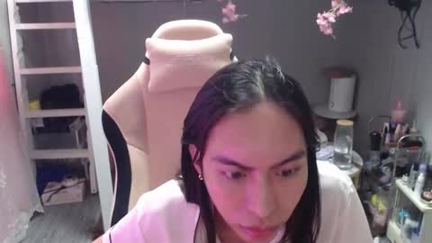 ELYSE A SIMPLE GIRL online show from 3, 12, 2025