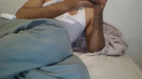 Snapshot of monsterr2209 chatting on 1, 10, 2025 monsterr2209 online show from 1, 10, 2025