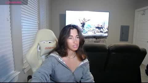 Lydia Mooney online show from 22, 10, 2025