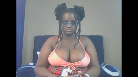 Snapshot of montel22 chatting on 7, 12, 2024 montel22 online show from 7, 12, 2024