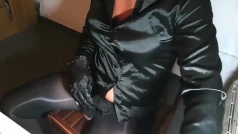 Snapshot of montero81 chatting on 6, 2, 2026 Sabrina online show from 6, 2, 2026