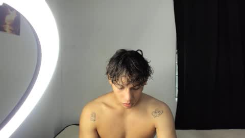 Snapshot of montes_juan chatting on 12, 9, 2025 montes_juan online show from 12, 9, 2025