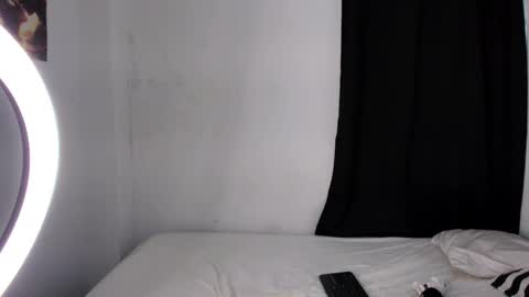 Snapshot of montes_juan chatting on 19, 9, 2025 montes_juan online show from 19, 9, 2025