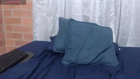 Snapshot of montserrat_jay chatting on 15, 7, 2026 Luisa online show from 15, 7, 2026