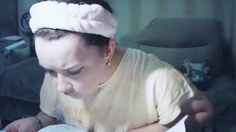 moodiemira online show from 29, 9, 2025