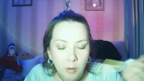 moodiemira online show from 8, 4, 2026