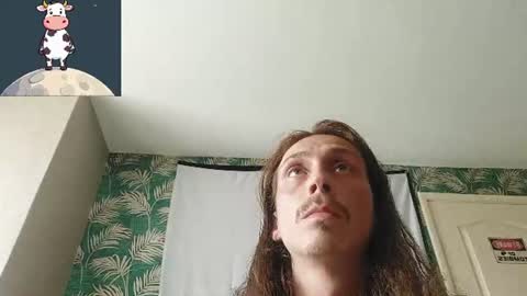 Snapshot of mooersecoras chatting on 8, 7, 2026 Moo online show from 8, 7, 2026