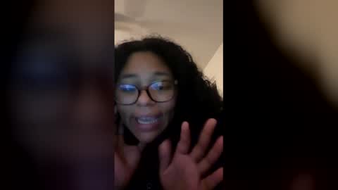 moon_264 online show from 11, 5, 2026