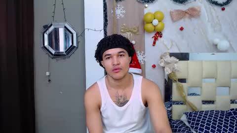 moon_and_fire_ online show from 21, 12, 2025