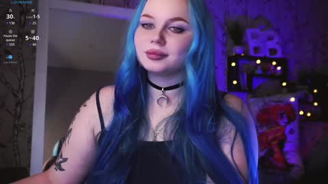 Emilia online show from 3, 2, 2025