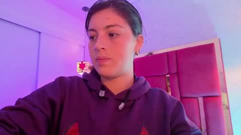 Snapshot of moon_winy chatting on 27, 6, 2026 Winy online show from 27, 6, 2026