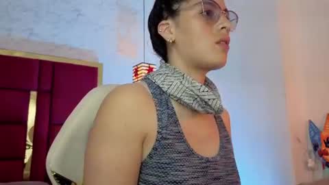 Snapshot of moon_winy chatting on 8, 7, 2026 Winy online show from 8, 7, 2026