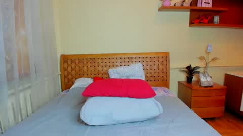 Lena online show from 27, 10, 2025