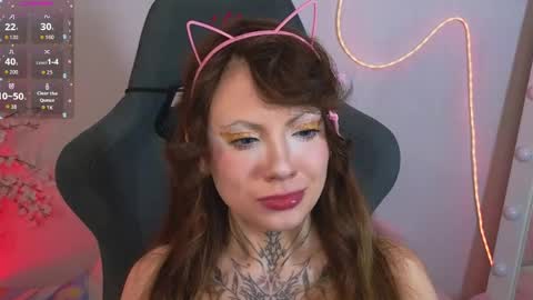 Snapshot of moonhaze_ chatting on 21, 4, 2026 Erica online show from 21, 4, 2026
