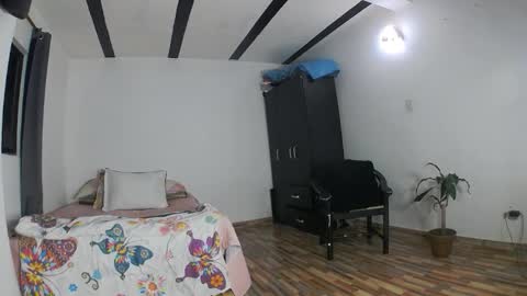 moonie_baddie31 online show from 24, 2, 2026